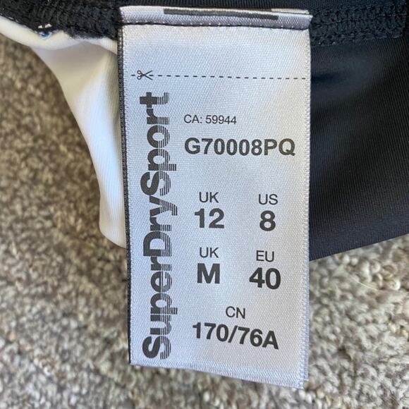 NWOT Superdry Sport mesh insert 7/8 print leggings Small - Picture 11 of 12